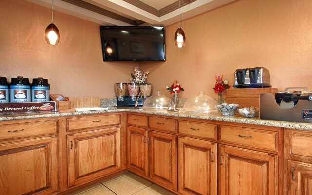 Best Western Montis Inn