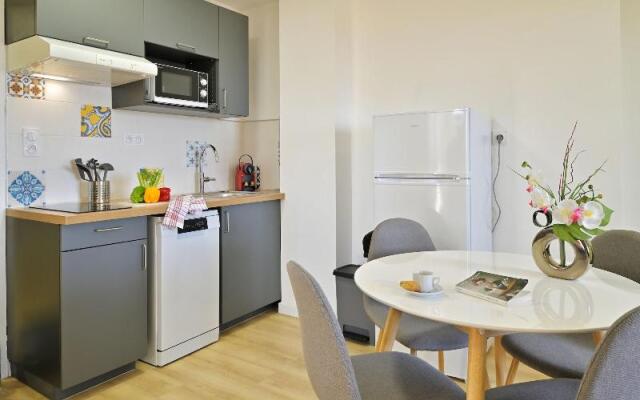 Ra Sidence Easy Lodge