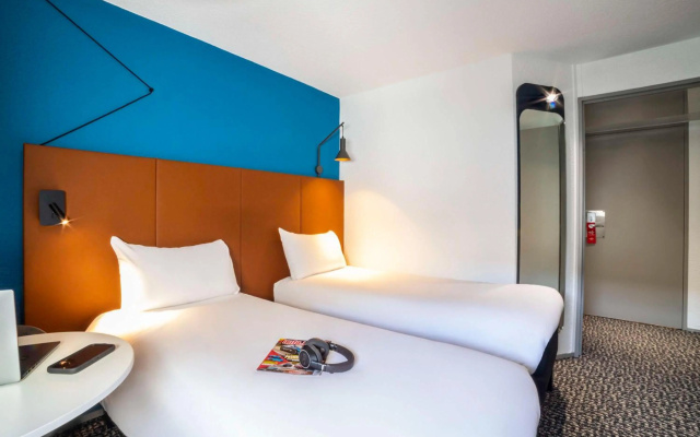 ibis Paris Porte De Bercy - Image 7