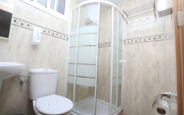 Hostal Palmones