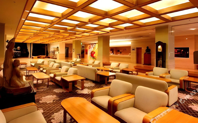 Yahatakan – Business – Sado