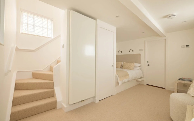 Charming One-bedroom Retreat in Historic Bath