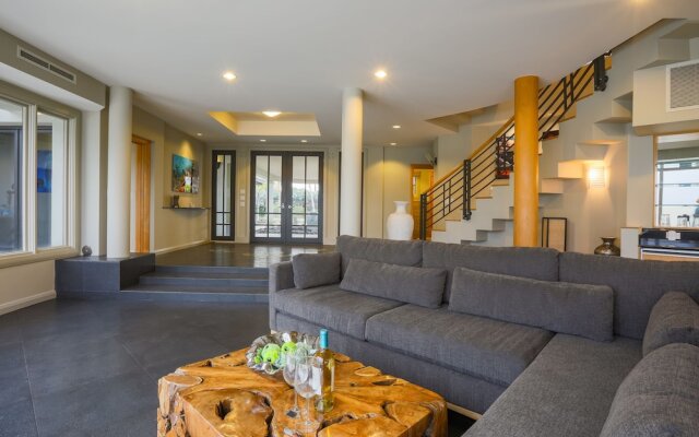 The Oasis 5 Bedrooms 5 Bathrooms Home