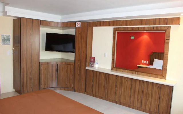 Motel Séptimo Eclipse - Adults Only