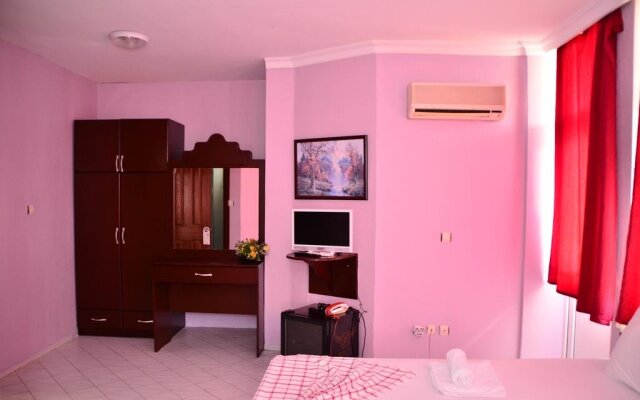 Golden Rock Hotel