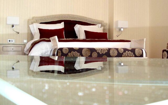 Divani Escape- Adults only