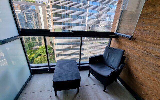 Apartment Grzybowska Warsaw by Renters