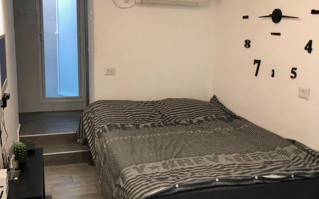 Stunning Studio By The Beach With Free Parking