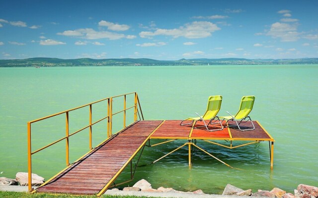 Hanna Balatonlelle in Balatonlelle