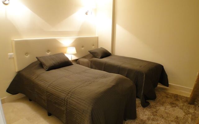 Santa Maria Village/Elviria-see view