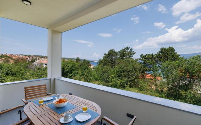 Spacious home with private terrace,200 m distant from the sea