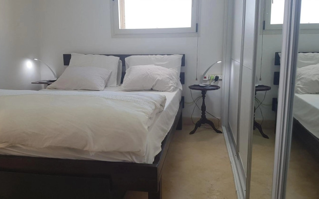 Jaffa Family Penthouse, sea front , 3BR, 2BA,