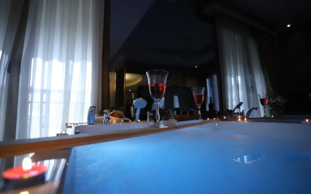 Egemen Hotel