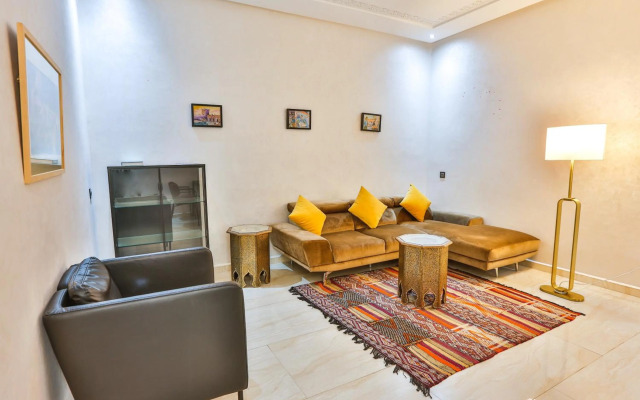 Prestigious apartment