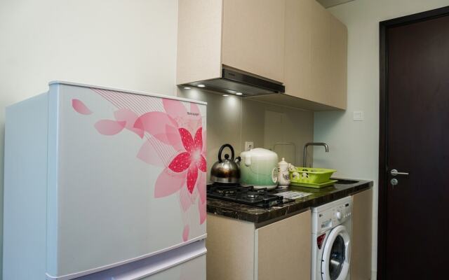 Minimalist Studio Room at Puri Mansion Apartment