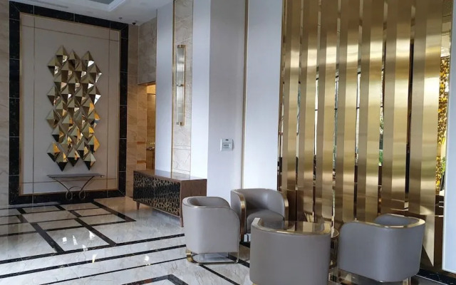Stay In Vietnam Vinhomes Golden River