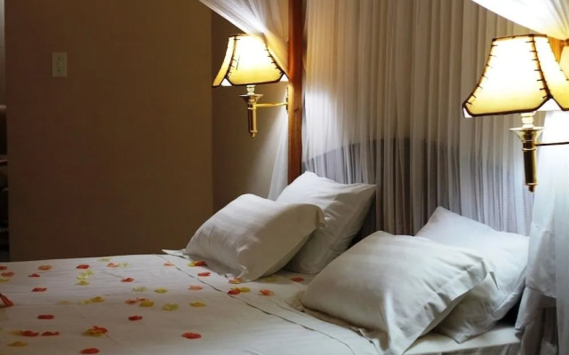 Sunny Golf Hotel