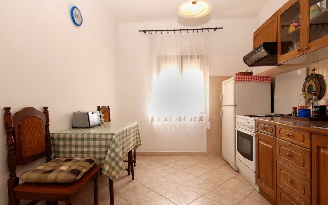 Apartment 1858