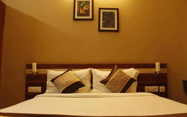 OYO Premium Old Station Road Bhubaneswar 4