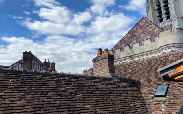 le logis de Lancelot Elegant home City Center