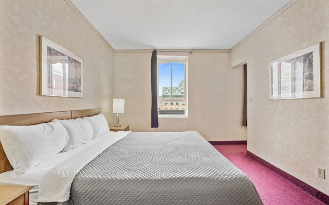 Royal Inn and Suites at Guelph