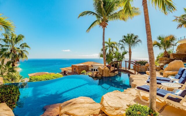 Pacific Ocean Views From This Escape: Villa Miramar