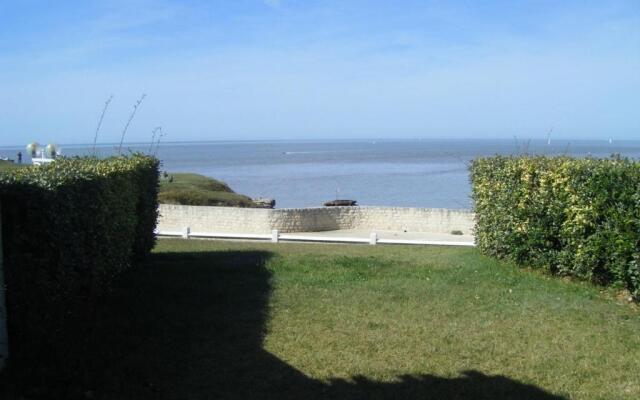 Appartement Royan, 2 Pièces, 4 Personnes - Fr-1-494-63