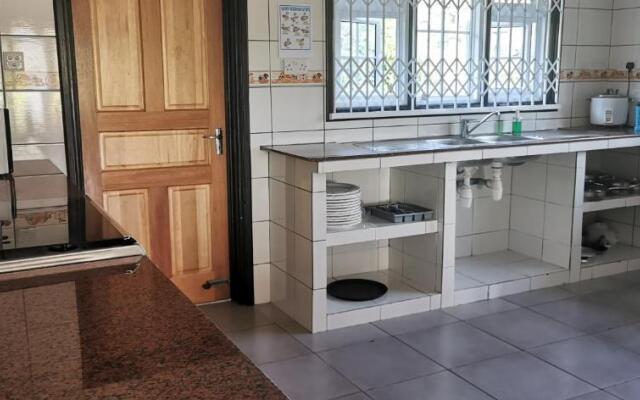 CHEZ MARVA Grande Villa Corossol 3 à 12 personnes