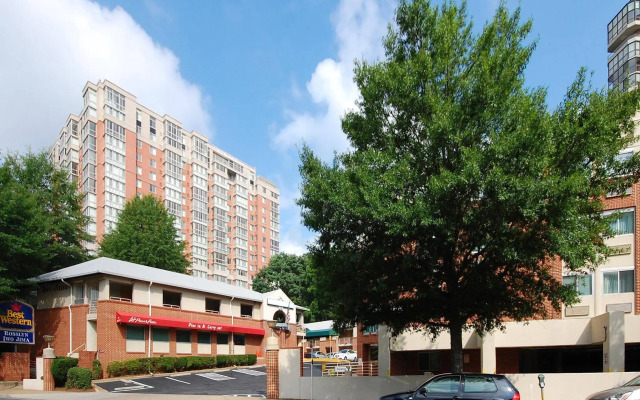 Red Lion Hotel Rosslyn Iwo Jima