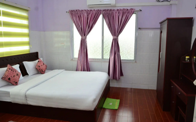 Hotel 99