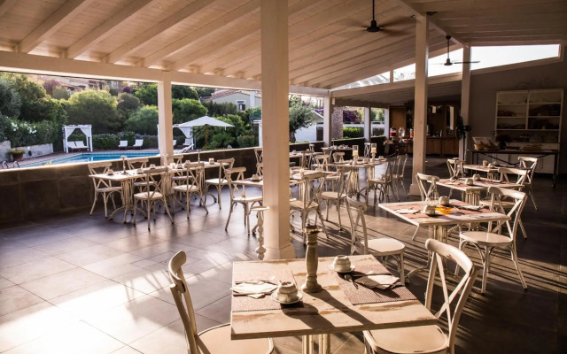 Albaruja Hotel