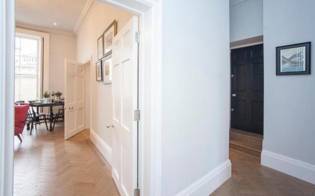 Stylish City Centre Apartment - Bath