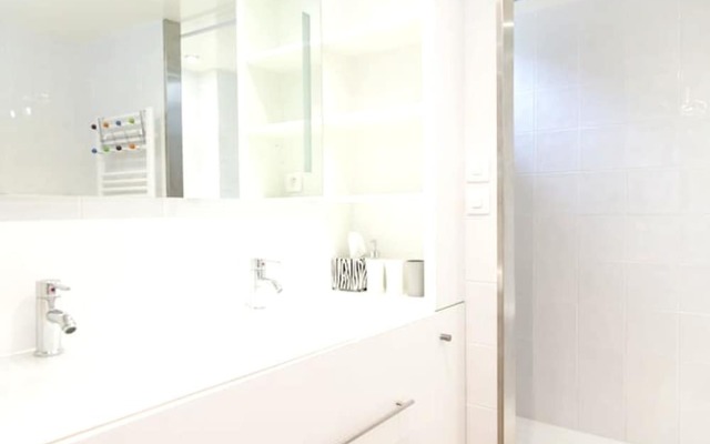 House With 4 Bedrooms in Paris, With Wifi