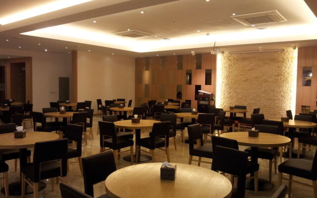 SG Hotel