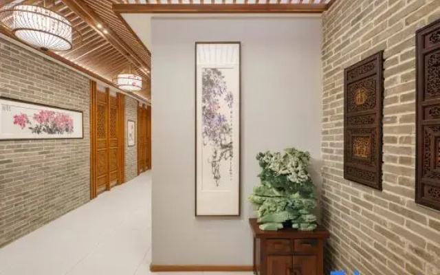 Dalian Huating Taihe Hotel (Xinghai Square Branch)