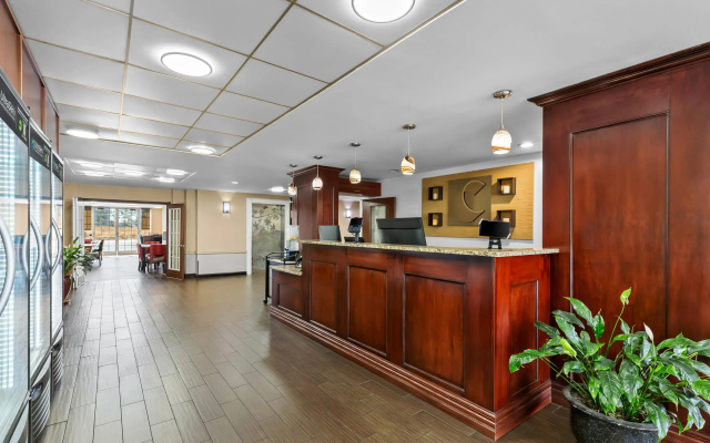 Comfort Inn & Suites Lakeland North I-4
