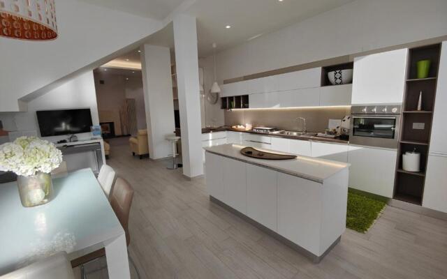 Golden Suite Apartments