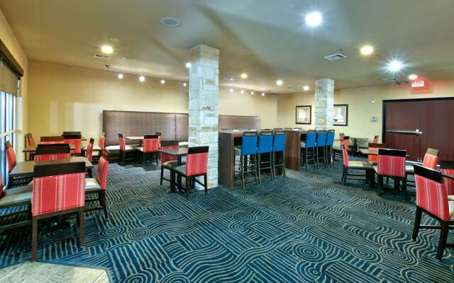 Comfort Suites Arlington - Entertainment District