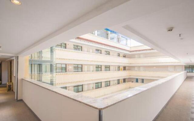 Rujia Pebble Hotel (Lhasa Barkhor Street Tuanjie New Village)