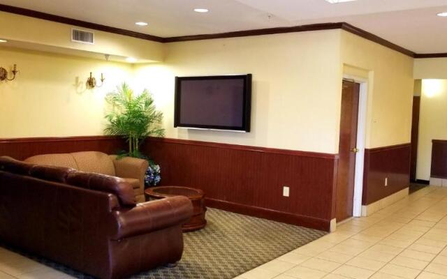 Home Inn & Suites