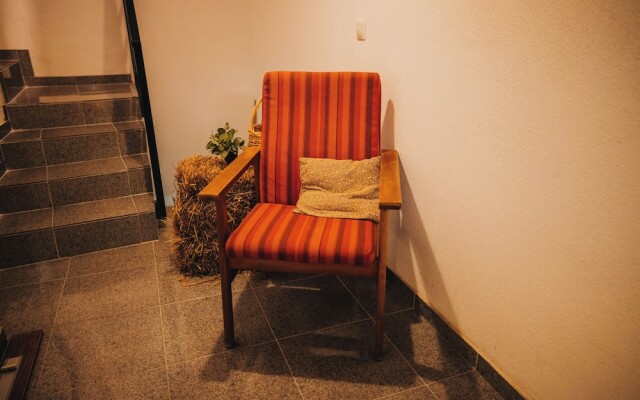 Plis Room - Old Bazaar