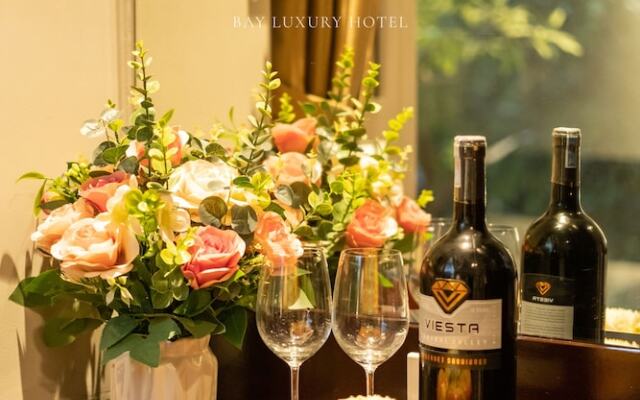 Bay Luxury Hotel & Spa - No 9 Nguyen Truong To, Ha Noi