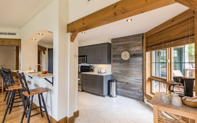 Equinoxe by Tremblant Platinum