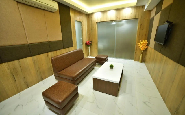 Hotel Delite Palladium