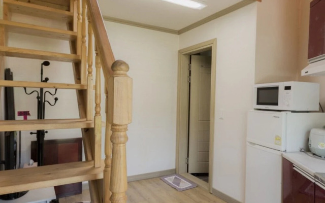 Muju Seolguk Pension