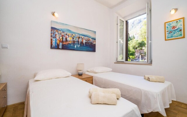 Amazing Apartment in Donje Obuljeno With Wifi and 2 Bedrooms