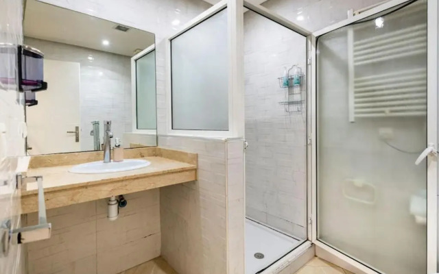 Luxurious & Spacious 3bedrooms/ Tour Hassan