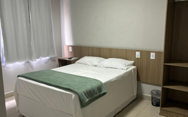 Mahle Hotel - BR 116, km 48