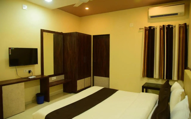 Hotel  Savera Palace