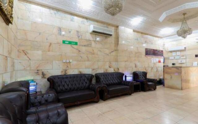 Oyo 163 Al Sadarh Furnished Units
